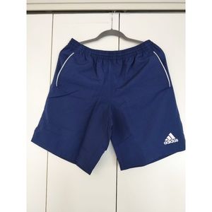 adidas shorts with side pocket, size M
